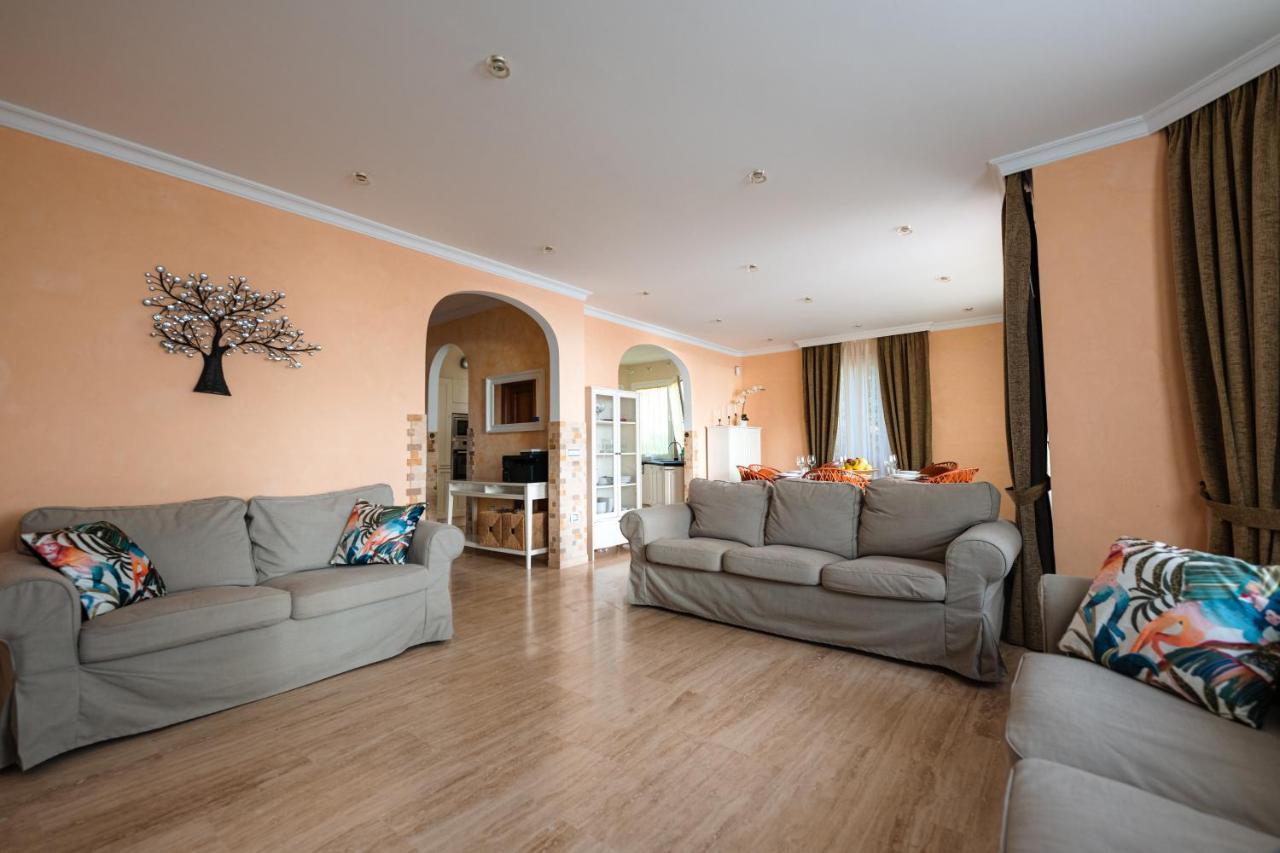 Villa Faya On The First Ocean Line With New Heated Pool Los Cristianos  Bagian luar foto