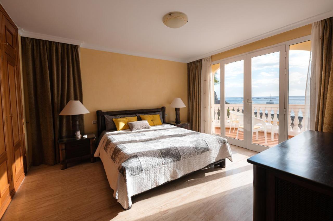 Villa Faya On The First Ocean Line With New Heated Pool Los Cristianos  Bagian luar foto